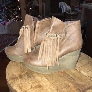 Wedge booties